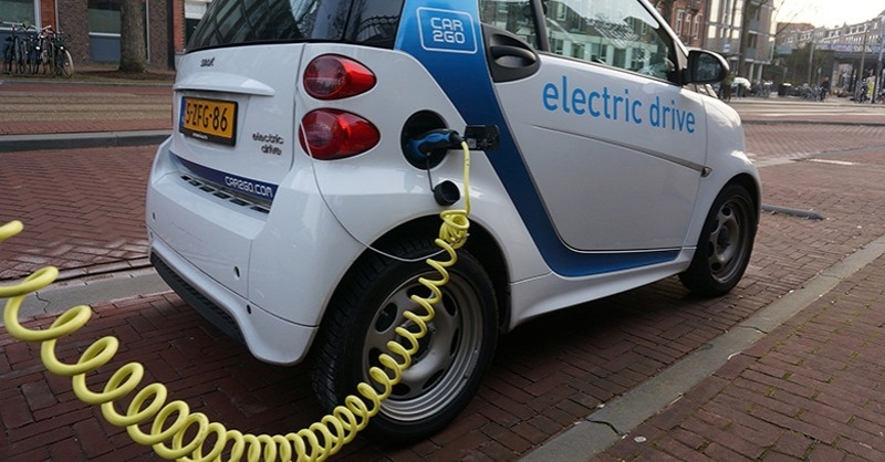 Hamarosan néhány perc lehet az e-autók töltési ideje