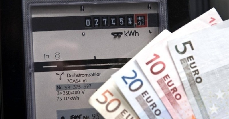 A megújulók miatt egyharmadával nőtt Németországban az áramdíj