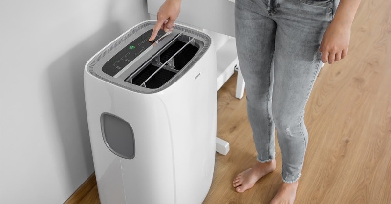 Tűzveszély miatt hívták vissza a mobilklímákat