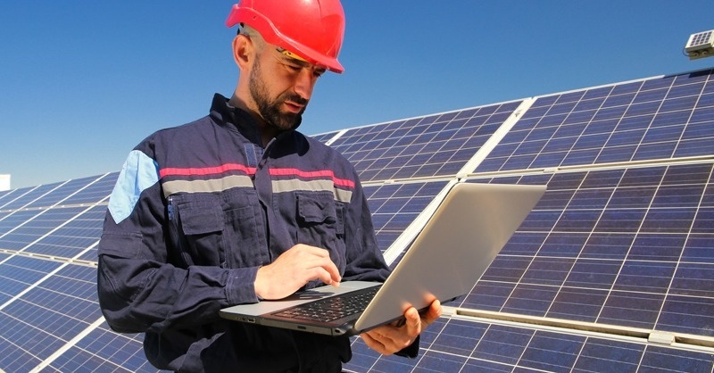 A napelemek által megtermelt villamos energia mennyisége kiugró mértékben növekedett hazánkban