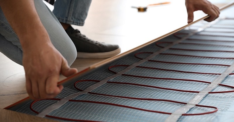 Véleményezhető a lakossági napelemes és elektromos fűtési rendszer támogatására szóló pályázat terve