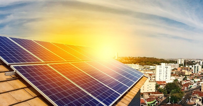 Nem éri hátrány a napelemes ügyfeleket a szolgáltatóváltás miatt