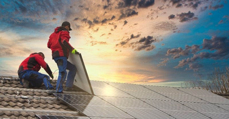Már idén meglehet a 2030-ra várt 6000 MW-os napelemes teljesítmény