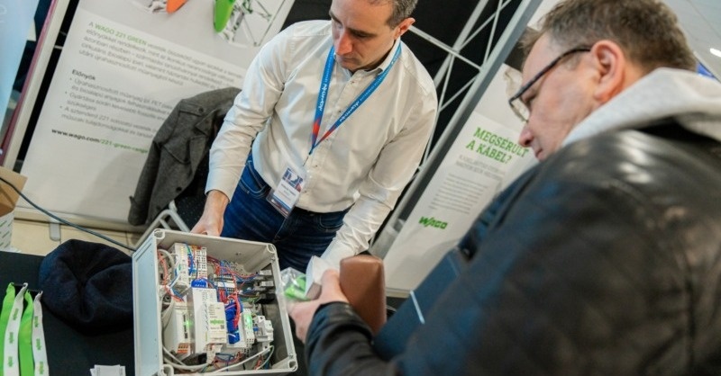 Országos roadshow villanyszerelők számára