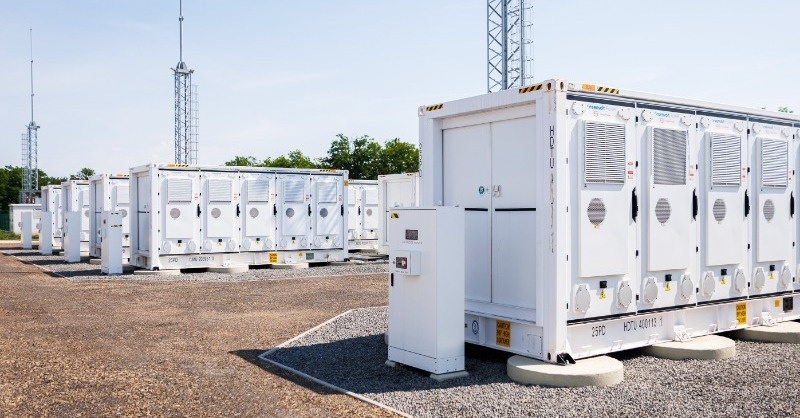 Üzembe állt Magyarország legnagyobb akkumulátoros energiatároló-rendszere 