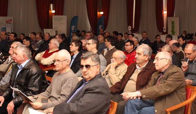 InfoShow - országos szakmai kiállítás- és konferenciasorozat 2016-17-ben is!