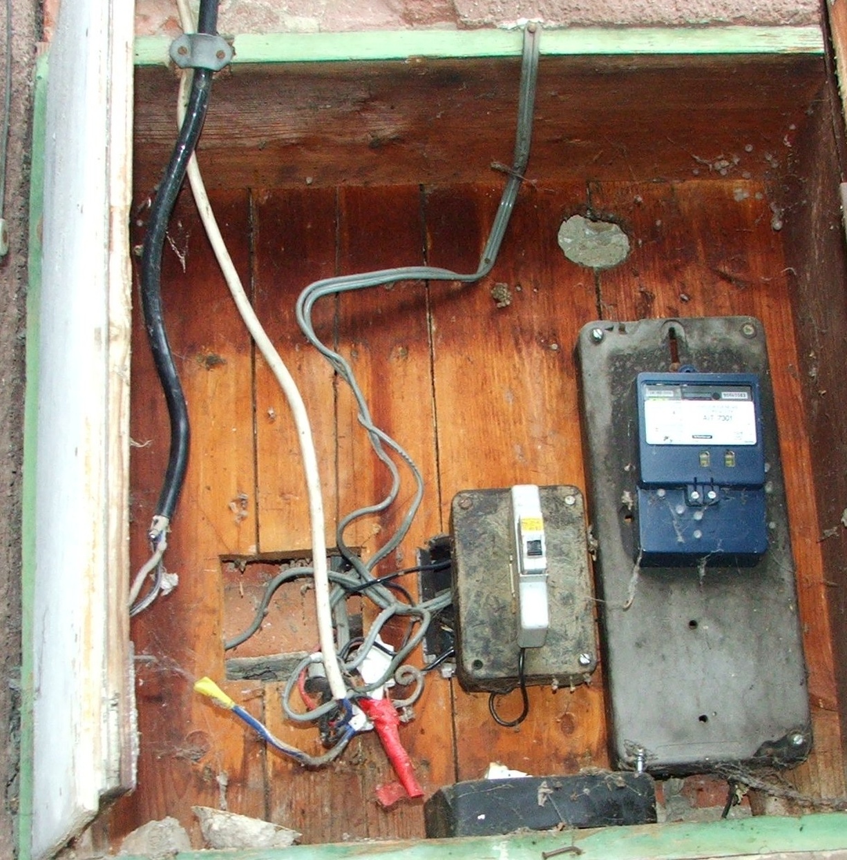 Mérőszekrény kialakítás. Beküldő: Mihály János 