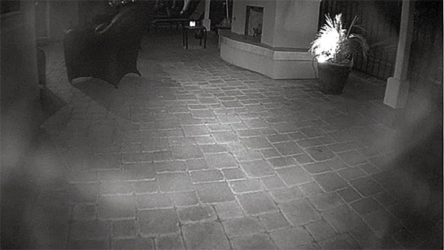 4. ábra Dómkamera esetén is problémát jelentenek a karcolások, hiszen rontják a bura optikai tisztaságát